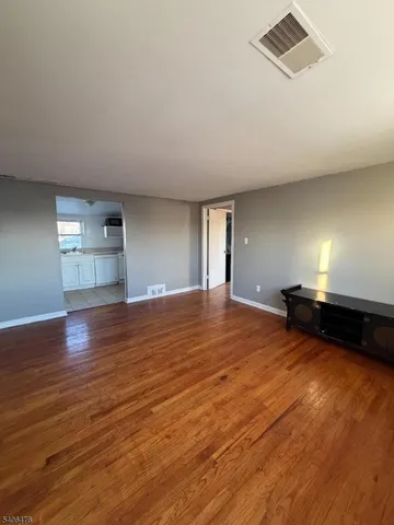 $2,600 | 1329 Glendale Place, Union, NJ 07083