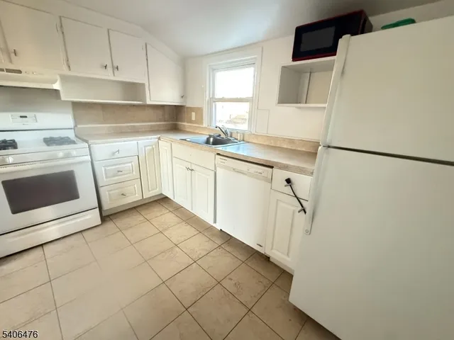 $2,600 | 1329 Glendale Place, Union, NJ 07083