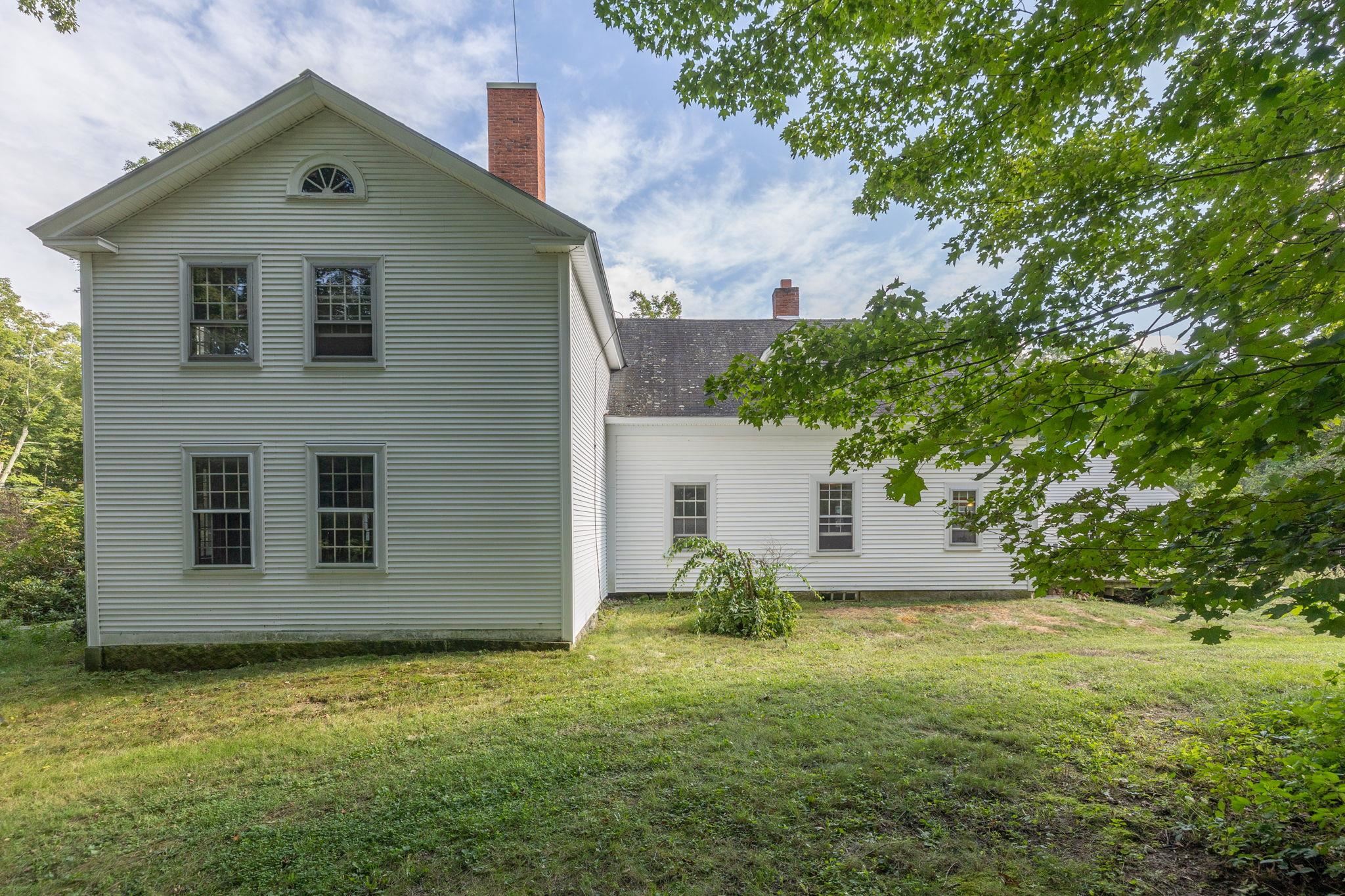 29 Twist Hill Road Dunbarton, NH 03046 - Photo 3 of 39