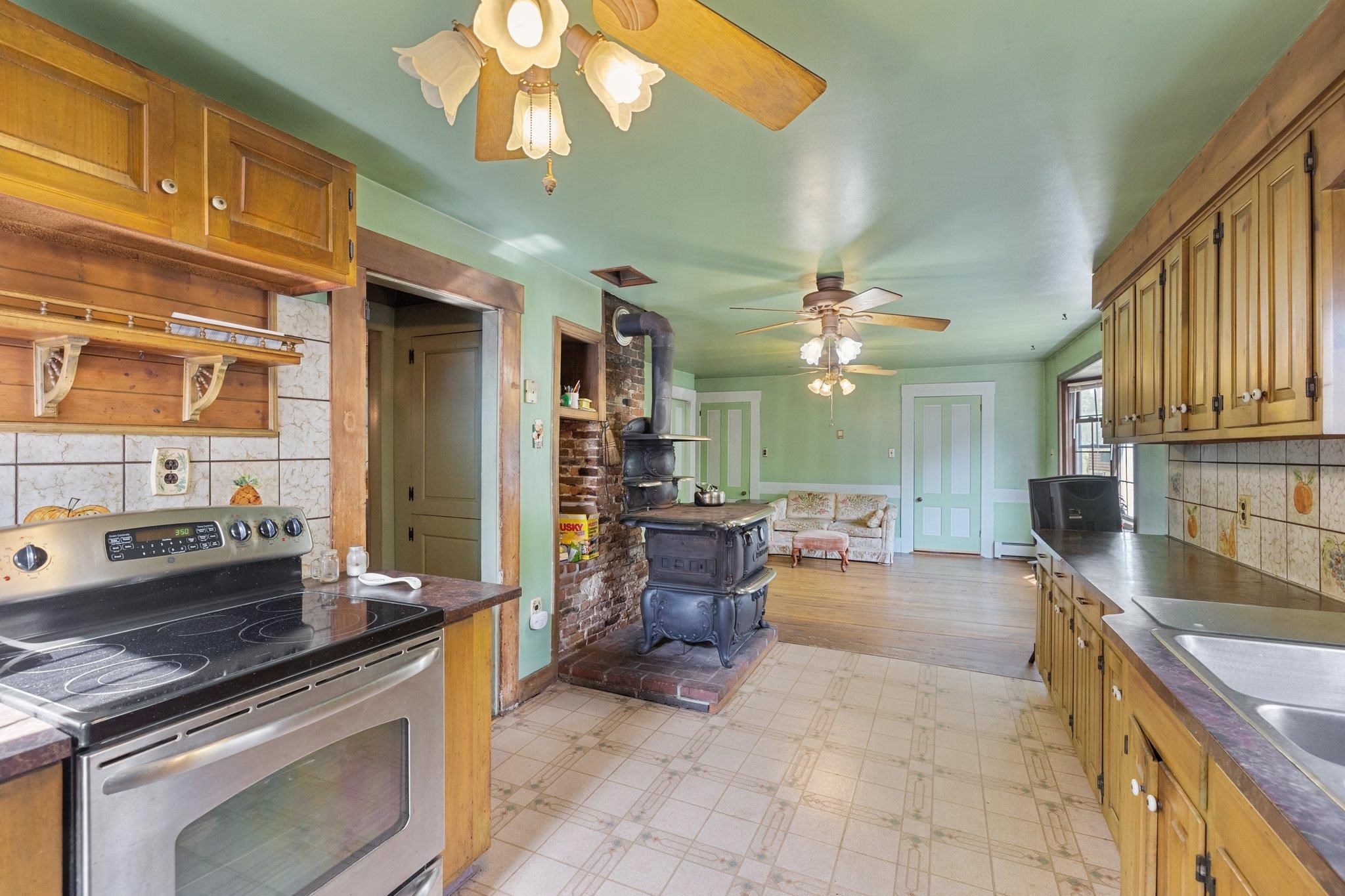 29 Twist Hill Road Dunbarton, NH 03046 - Photo 10 of 39