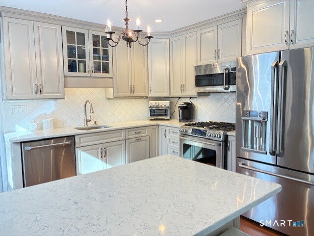 11 Copper Ridge Circle, Unit 11 Guilford, CT 06437 - Photo 3 of 21