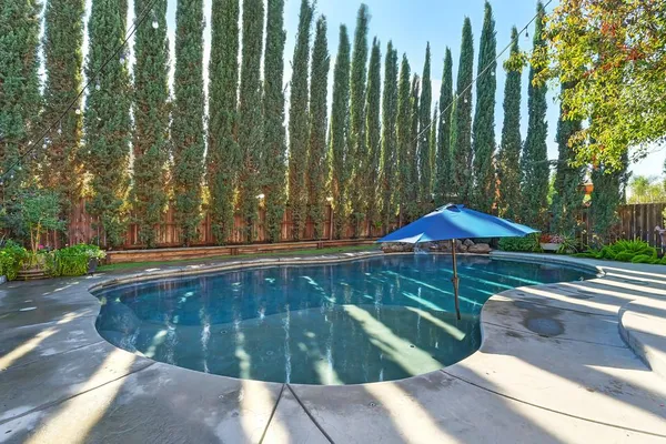 $799,000 | 806 Mono Street, Manteca, CA 95337