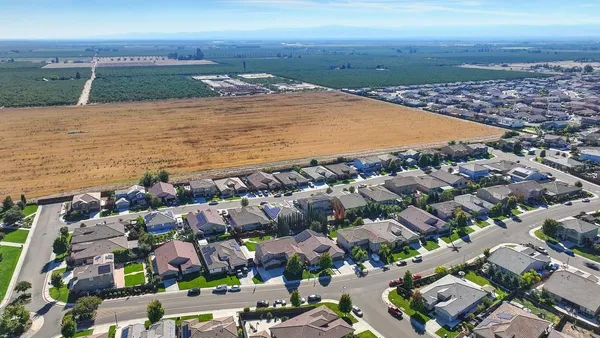 $799,000 | 806 Mono Street, Manteca, CA 95337