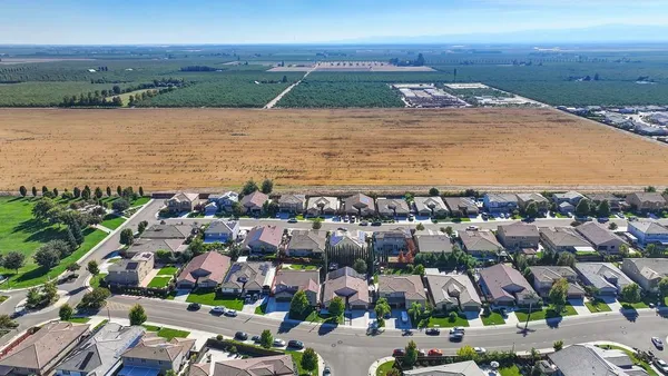 $799,000 | 806 Mono Street, Manteca, CA 95337