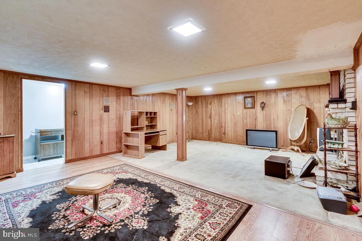 8902 Stonewall Road Manassas, VA 20110 - Photo 15 of 27 Gallery Image 15