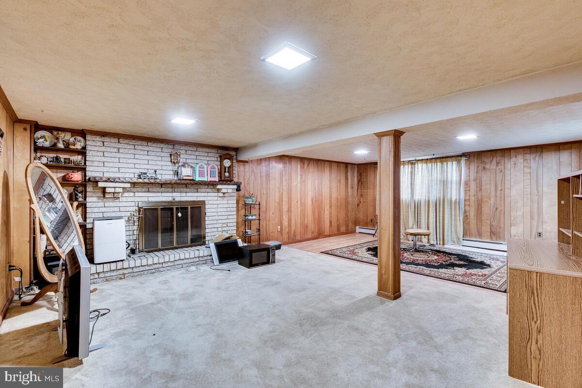 8902 Stonewall Road Manassas, VA 20110 - Photo 16 of 27 Gallery Image 16