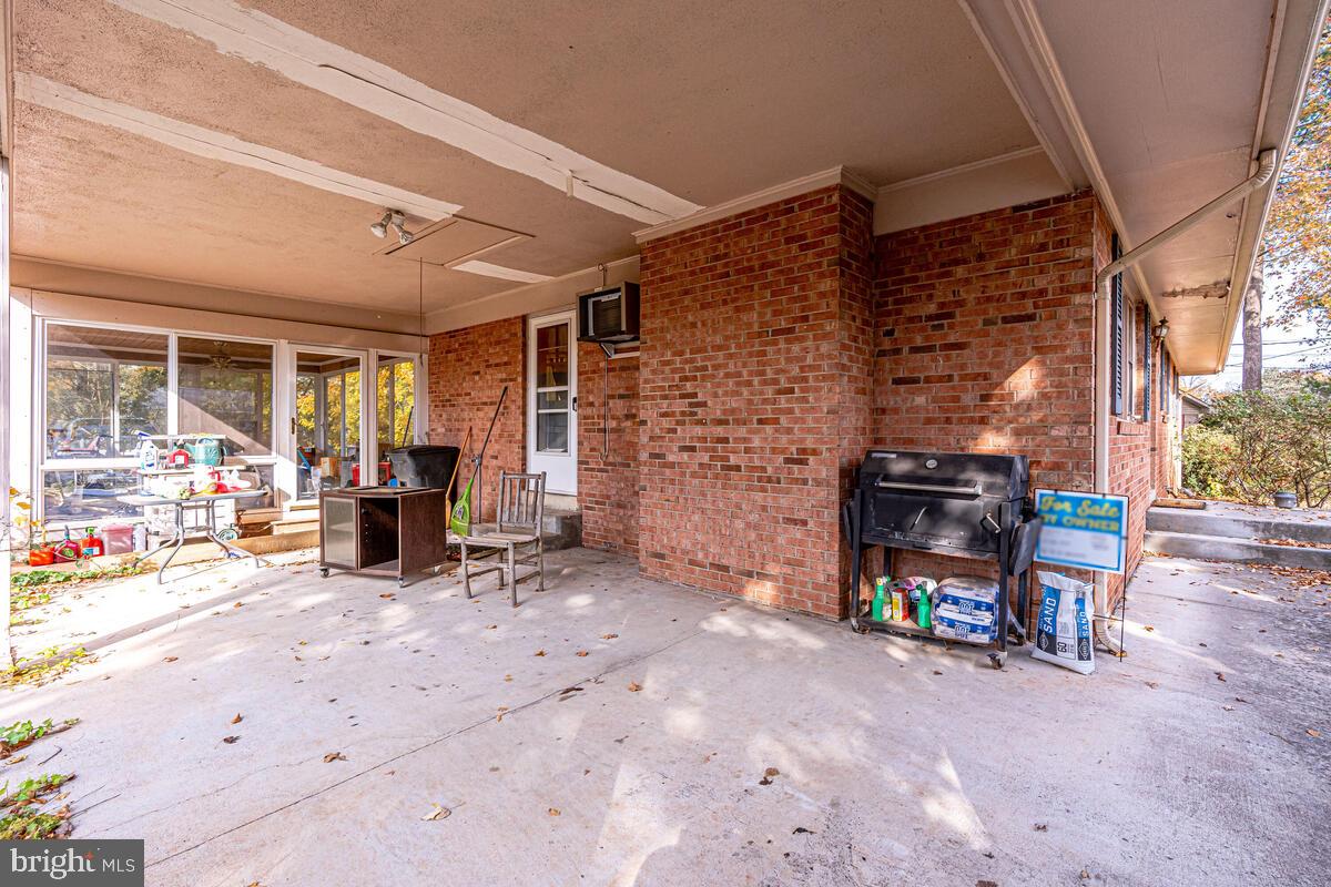 8902 Stonewall Road Manassas, VA 20110 - Photo 20 of 27 Gallery Image 20