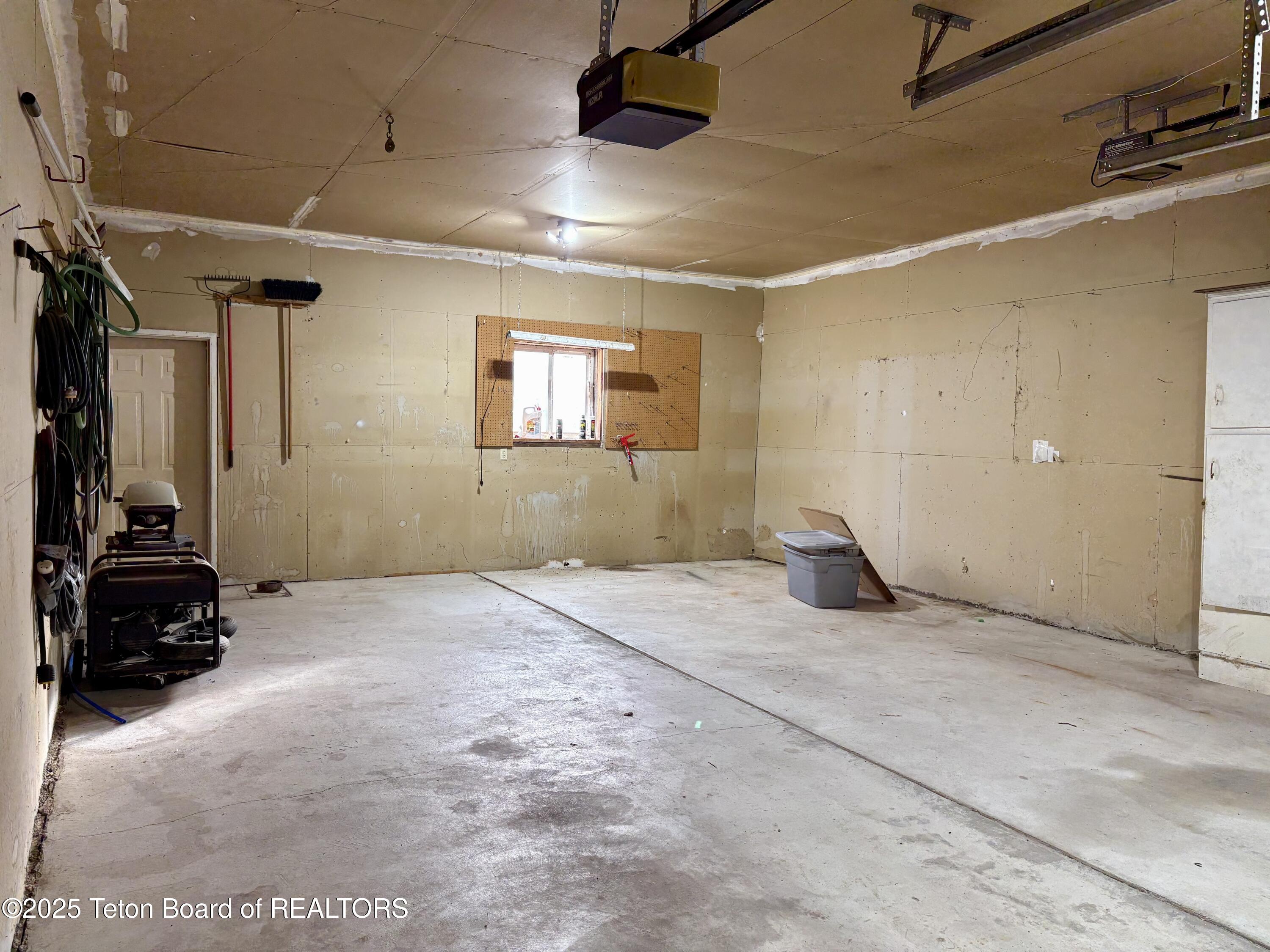 7126 Highway 34 Wayan, ID 83285 - Photo 8 of 27 Large Garage