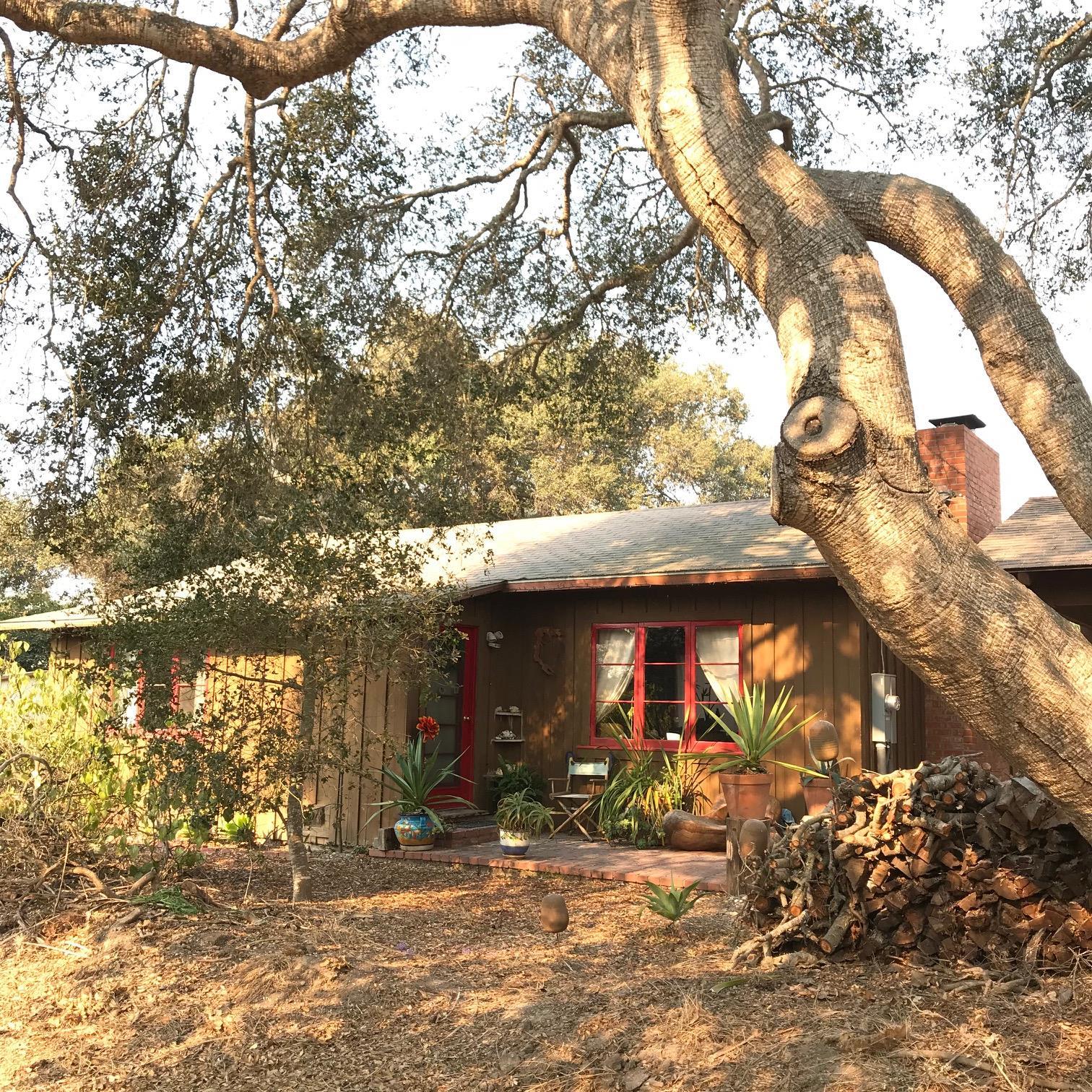 2511 Medcliff Road Santa Barbara, CA 93109 - Photo 3 of 8 a view of a house with a yard