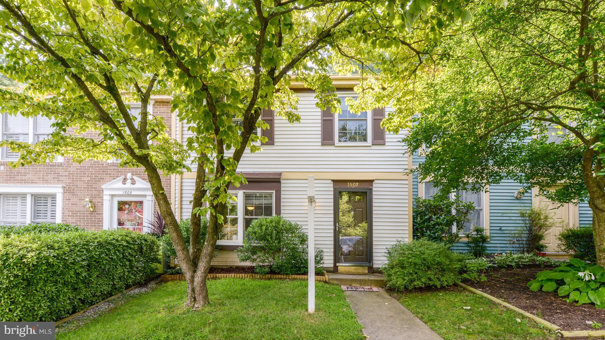 1607 Barnstead Drive Reston, VA 20194 - Photo 1 of 28 Exterior (Front)