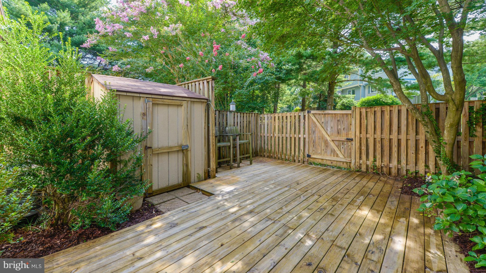 1607 Barnstead Drive Reston, VA 20194 - Photo 24 of 28 Exterior (General)