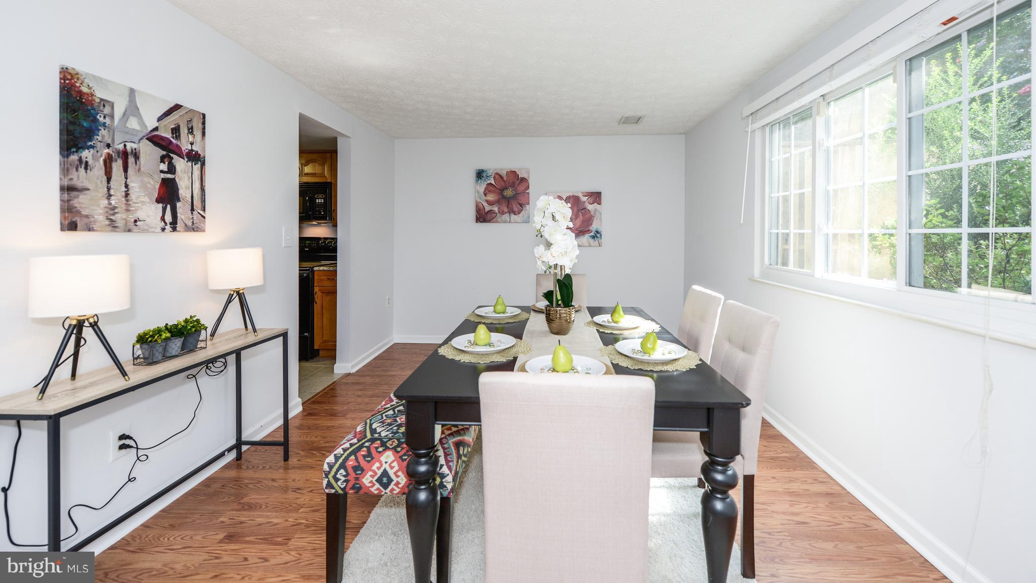 1607 Barnstead Drive Reston, VA 20194 - Photo 9 of 28 Dining Room