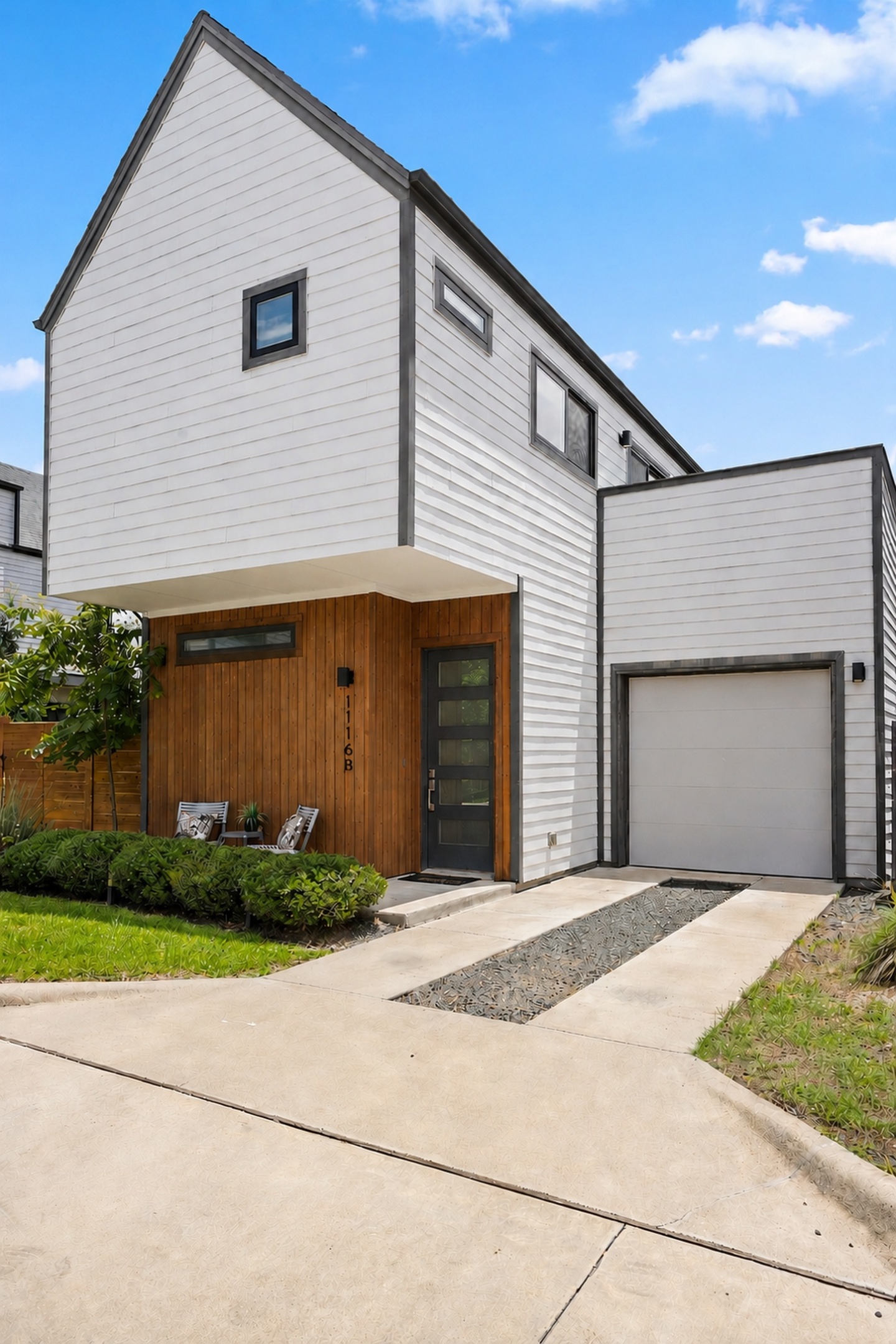 1116 Stobaugh Street, Unit B Austin, TX 78757 - Photo 2 of 38