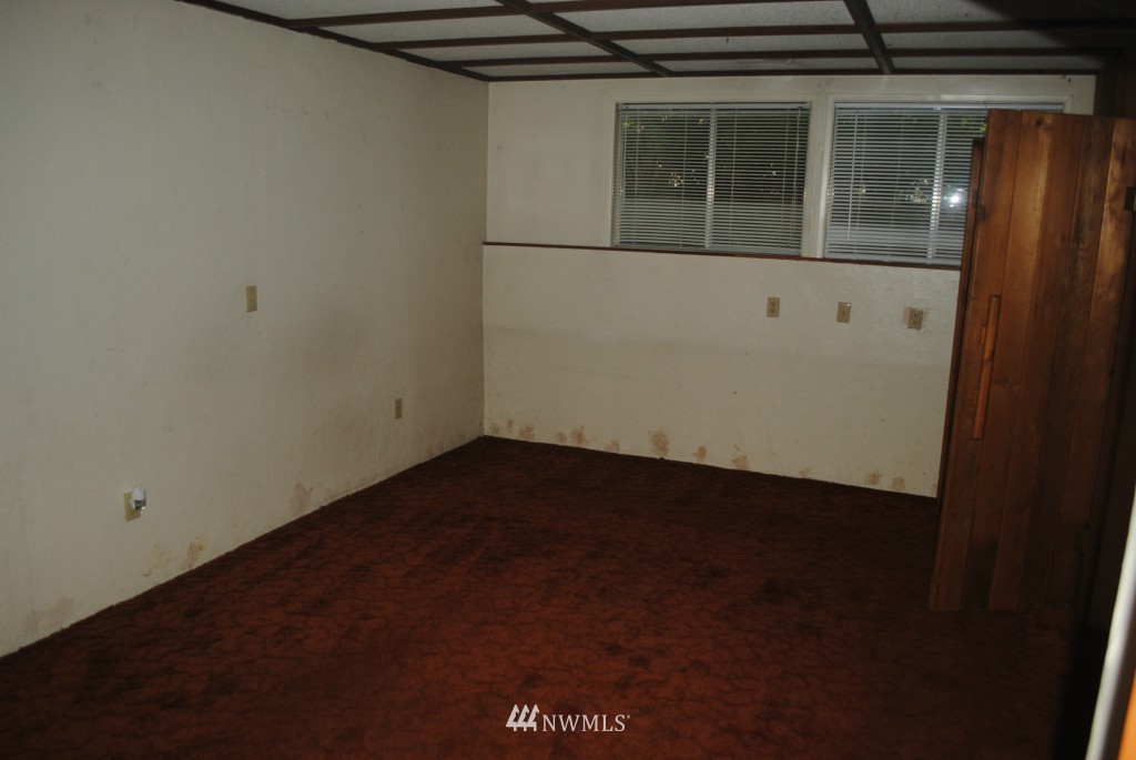 7709 236th Street Southwest Edmonds, WA 98026 - Photo 13 of 15