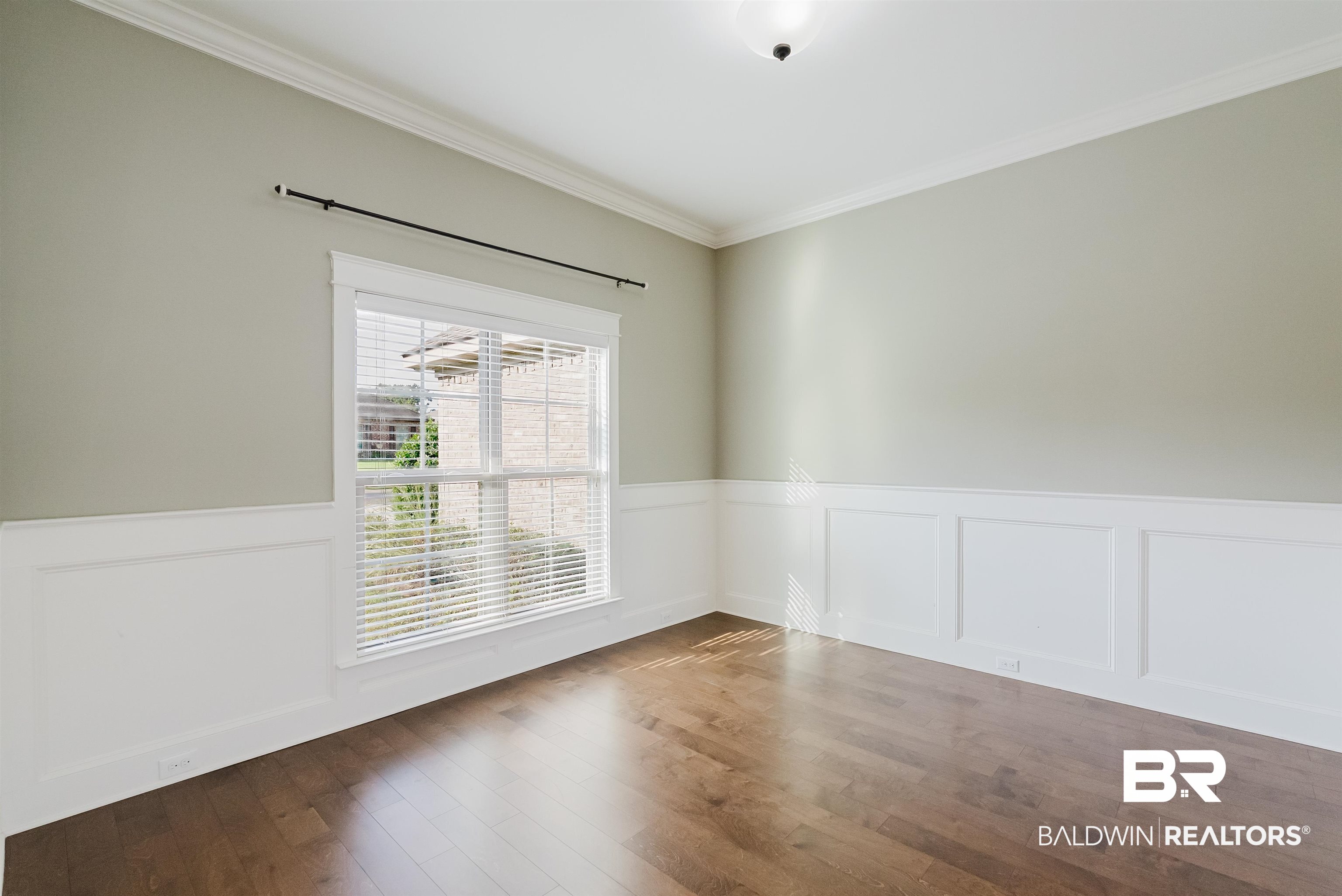 237 Hawthorne Circle Fairhope, AL 36532 - Photo 5 of 14 Dining