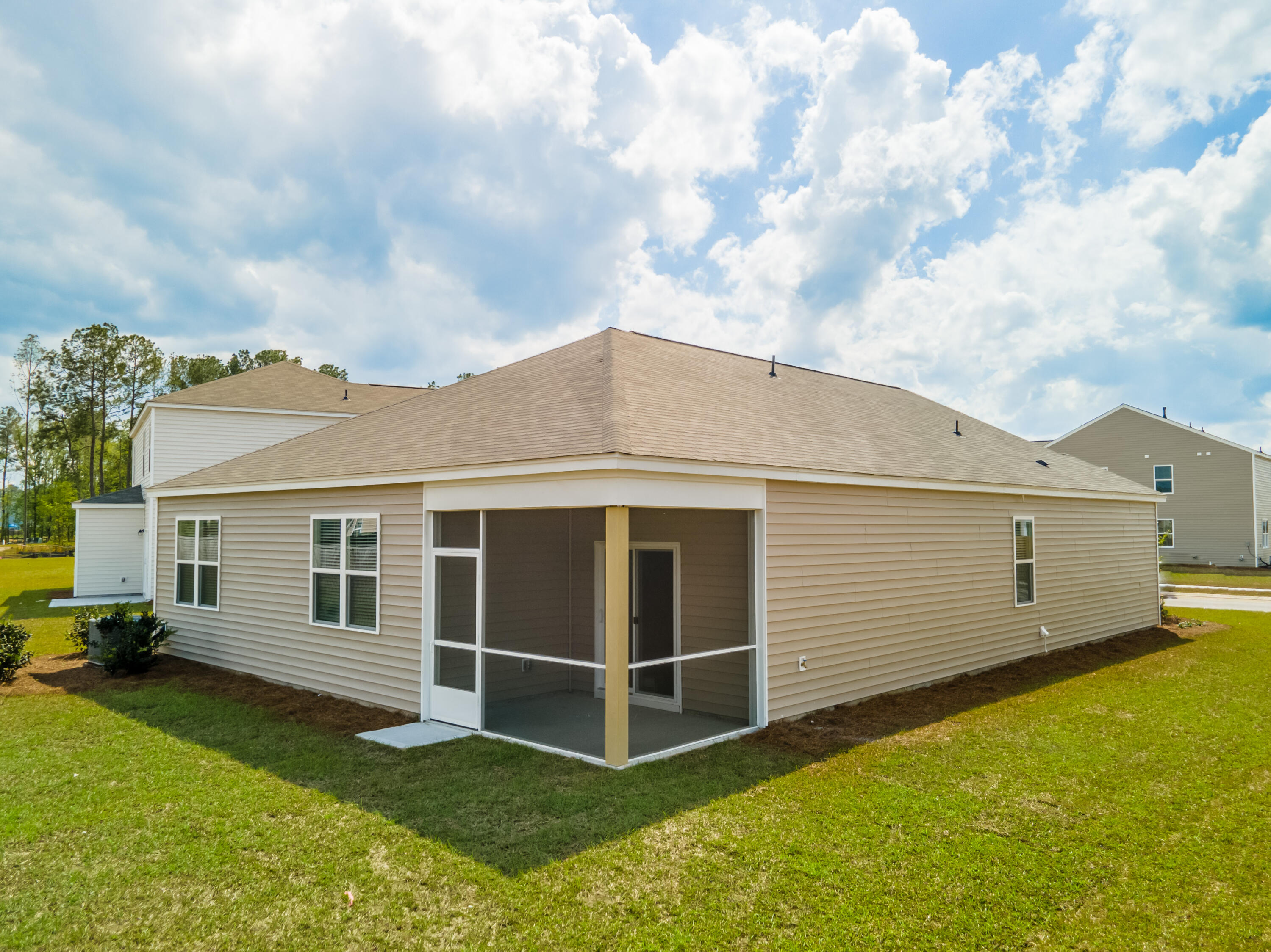 116 William Clark Boulevard Santee, SC 29142 - Photo 5 of 7 Cali Exterior-5