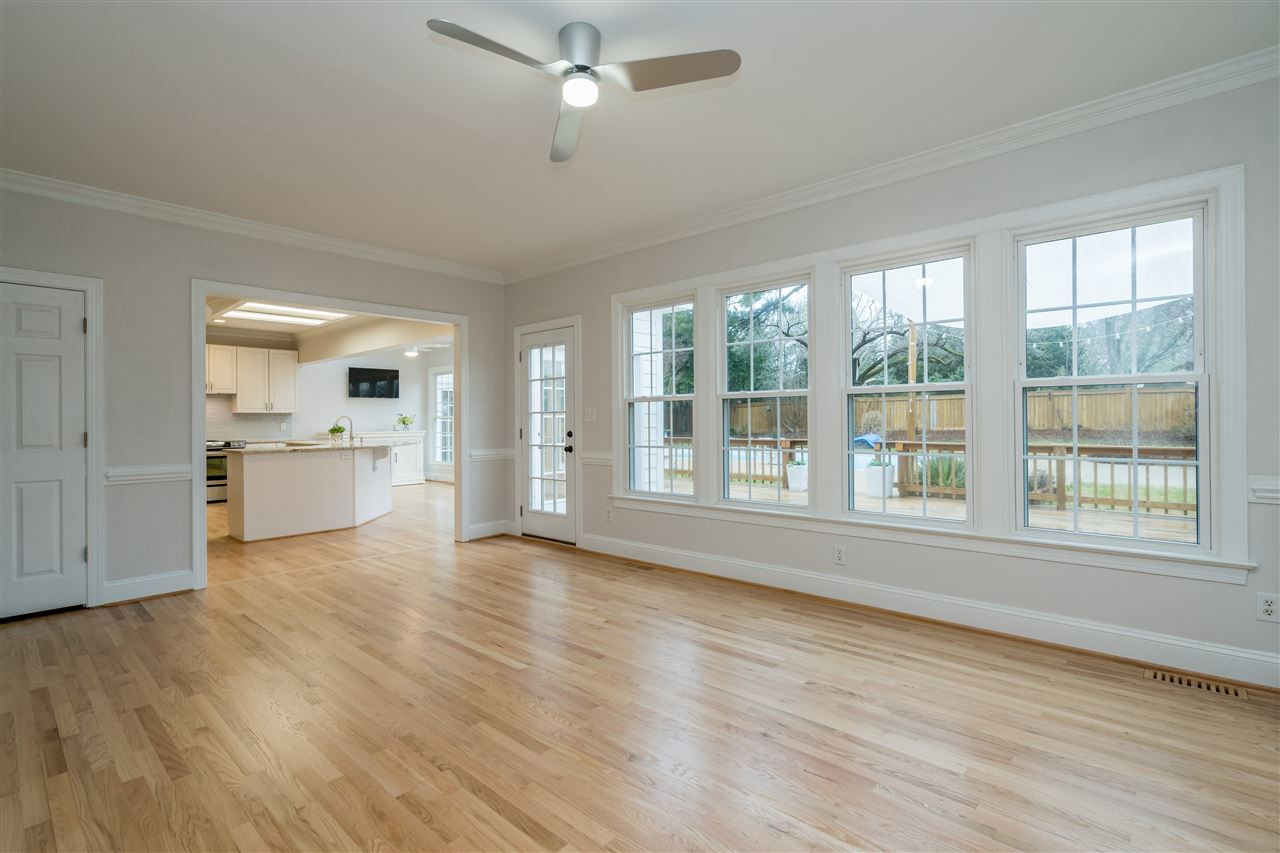 6916 Darcy Lane Raleigh, NC 27606 - Photo 6 of 30 Den/Family/Great Room