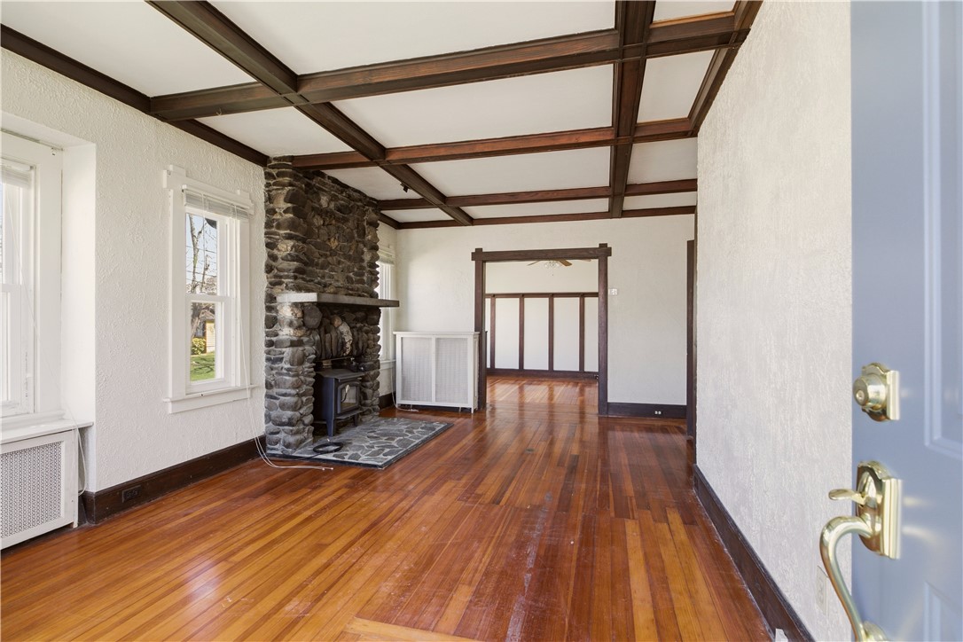 68 Old Fort Road Newport, RI 02840 - Photo 2 of 50