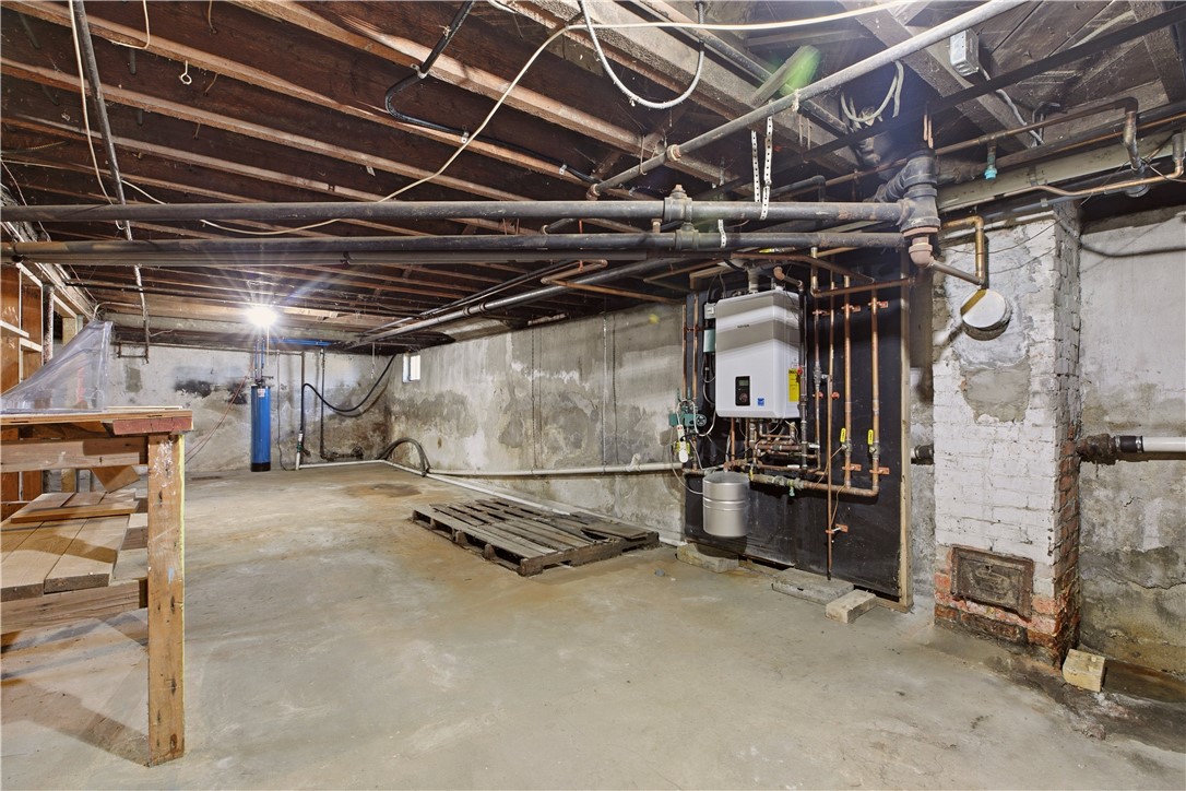 68 Old Fort Road Newport, RI 02840 - Photo 30 of 50