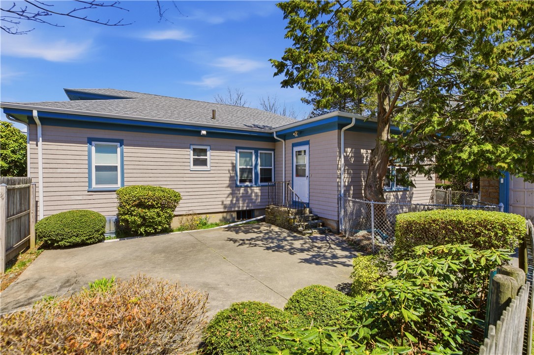 68 Old Fort Road Newport, RI 02840 - Photo 35 of 50