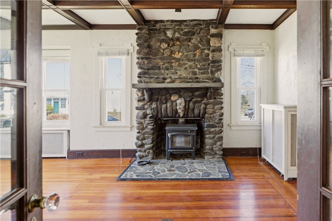 68 Old Fort Road Newport, RI 02840 - Photo 9 of 50