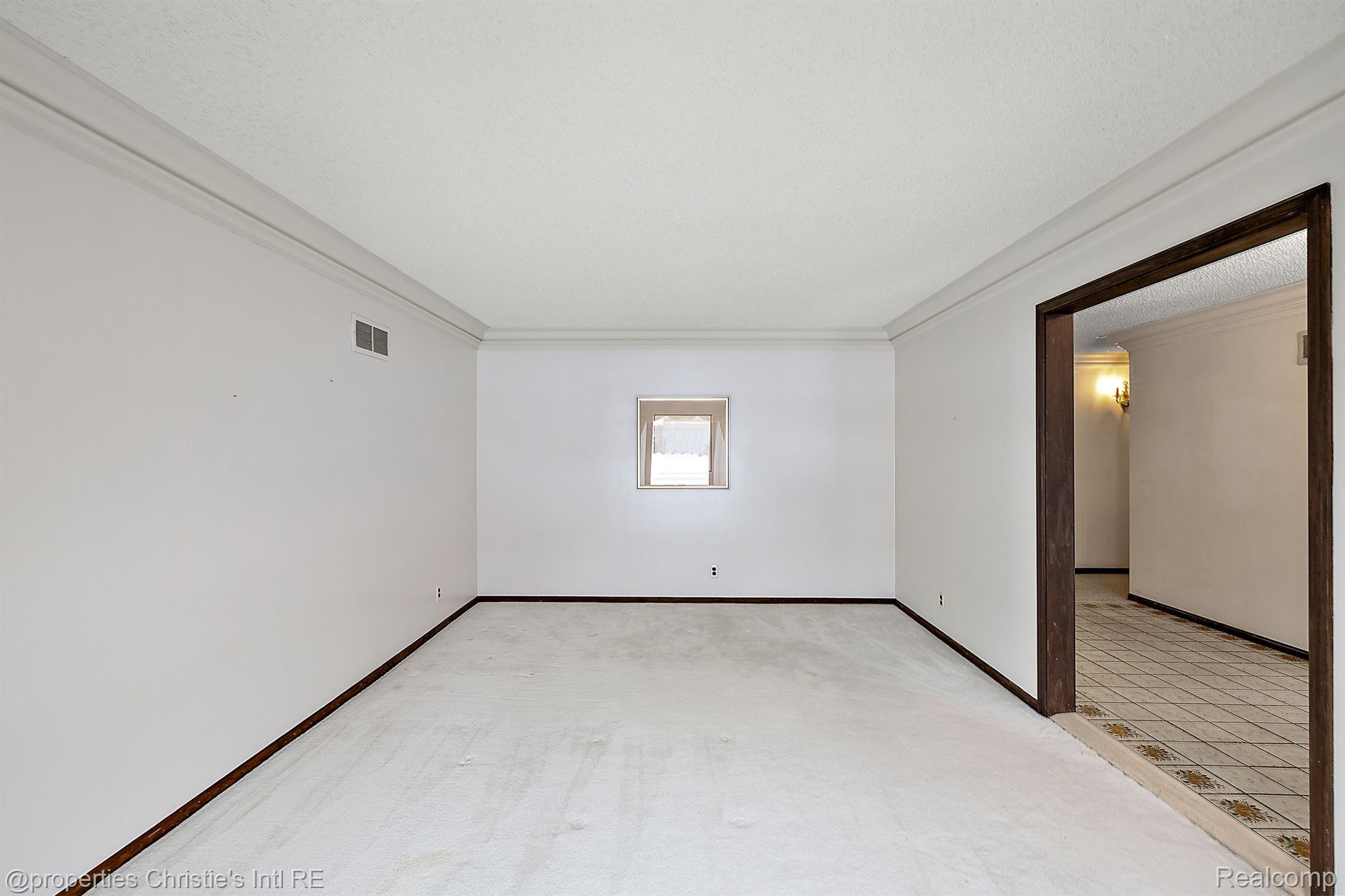 74 Belle Meade Road Grosse Pointe, MI 48236 - Photo 13 of 50 Gallery Image 13