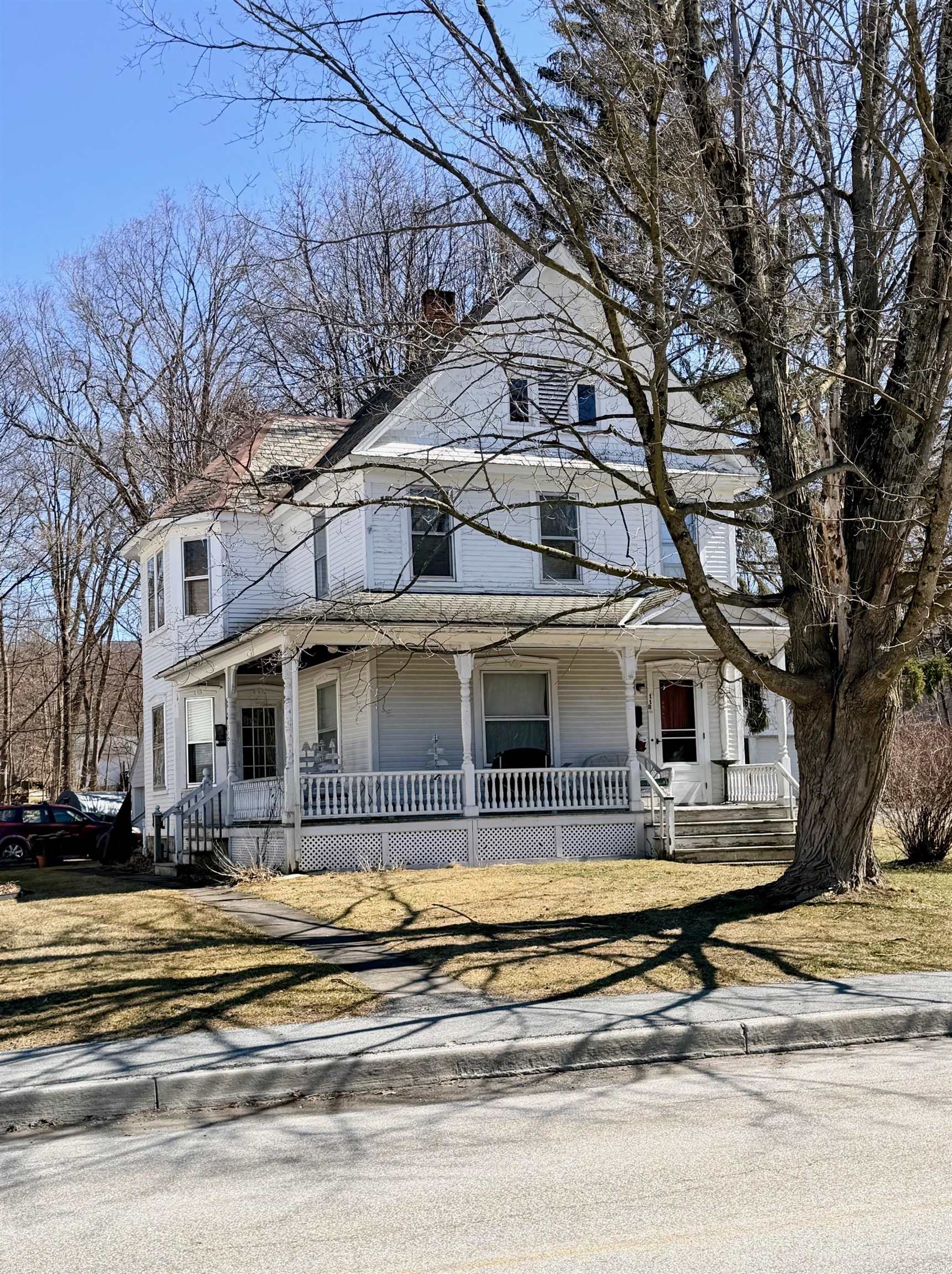 116-118 South Branch Street Bennington, VT 05201 - Photo 4 of 9