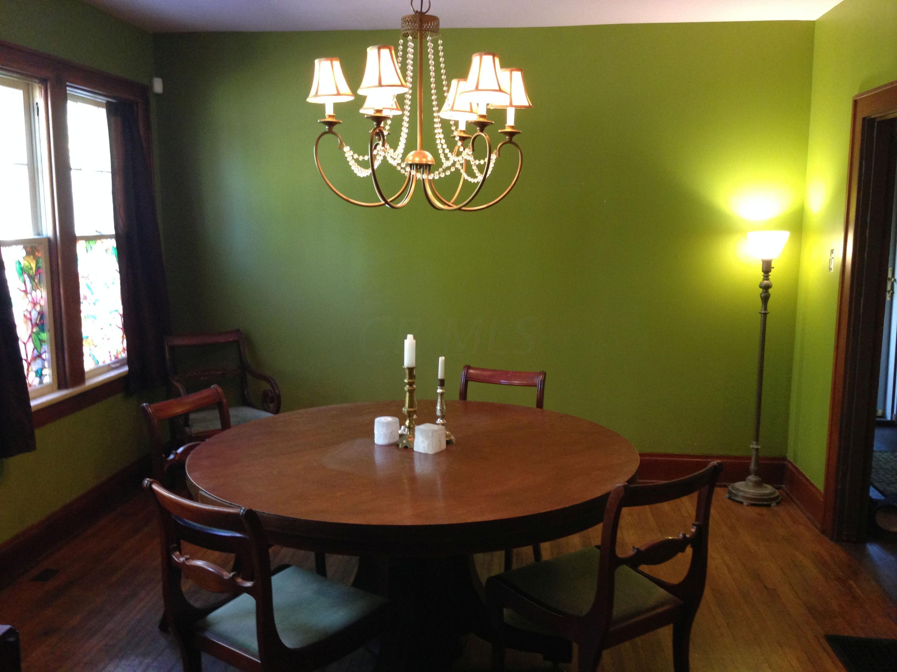 1298 Lockbourne Road Columbus, OH 43206 - Photo 10 of 33