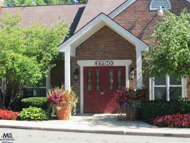 1516 Porter Circle Rochester, MI 48307 - Photo 16 of 16 31123663-15.JPG