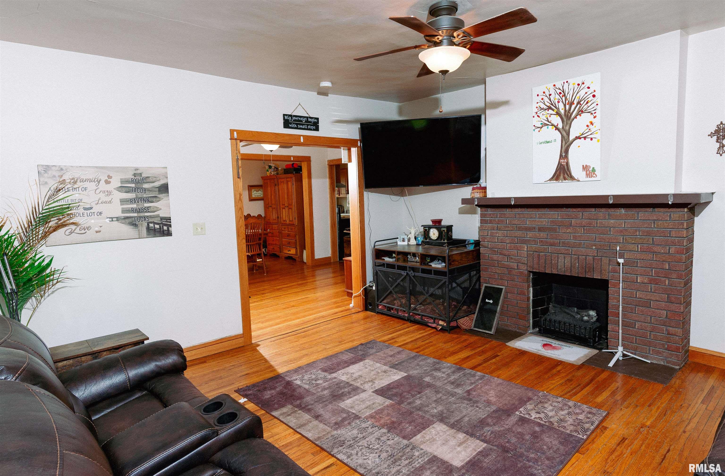 326 Galesburg Road Knoxville, IL 61448 - Photo 7 of 22