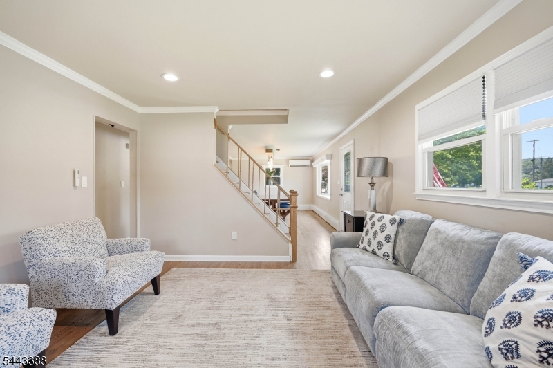52 Roxbury Drive Kenvil, NJ 07847 - Photo 1 of 39
