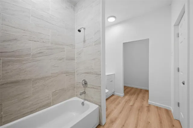 $1,325 | 728 South Elm Street, Sherman, TX 75090