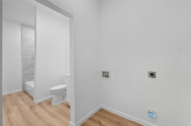 $1,325 | 728 South Elm Street, Sherman, TX 75090