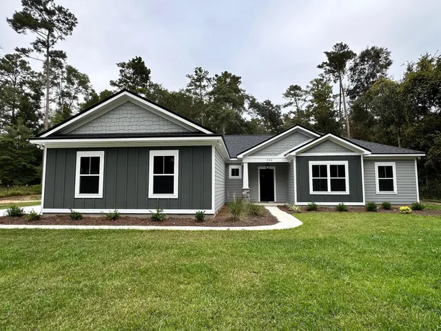 $449,900 | 1586 Beaver Creek Drive, Havana, FL 32333