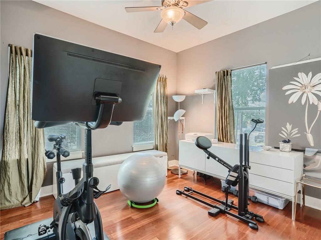 3304 East 5th Street, Unit A Austin, TX 78702 - Photo 12 of 16 a living room with furniture