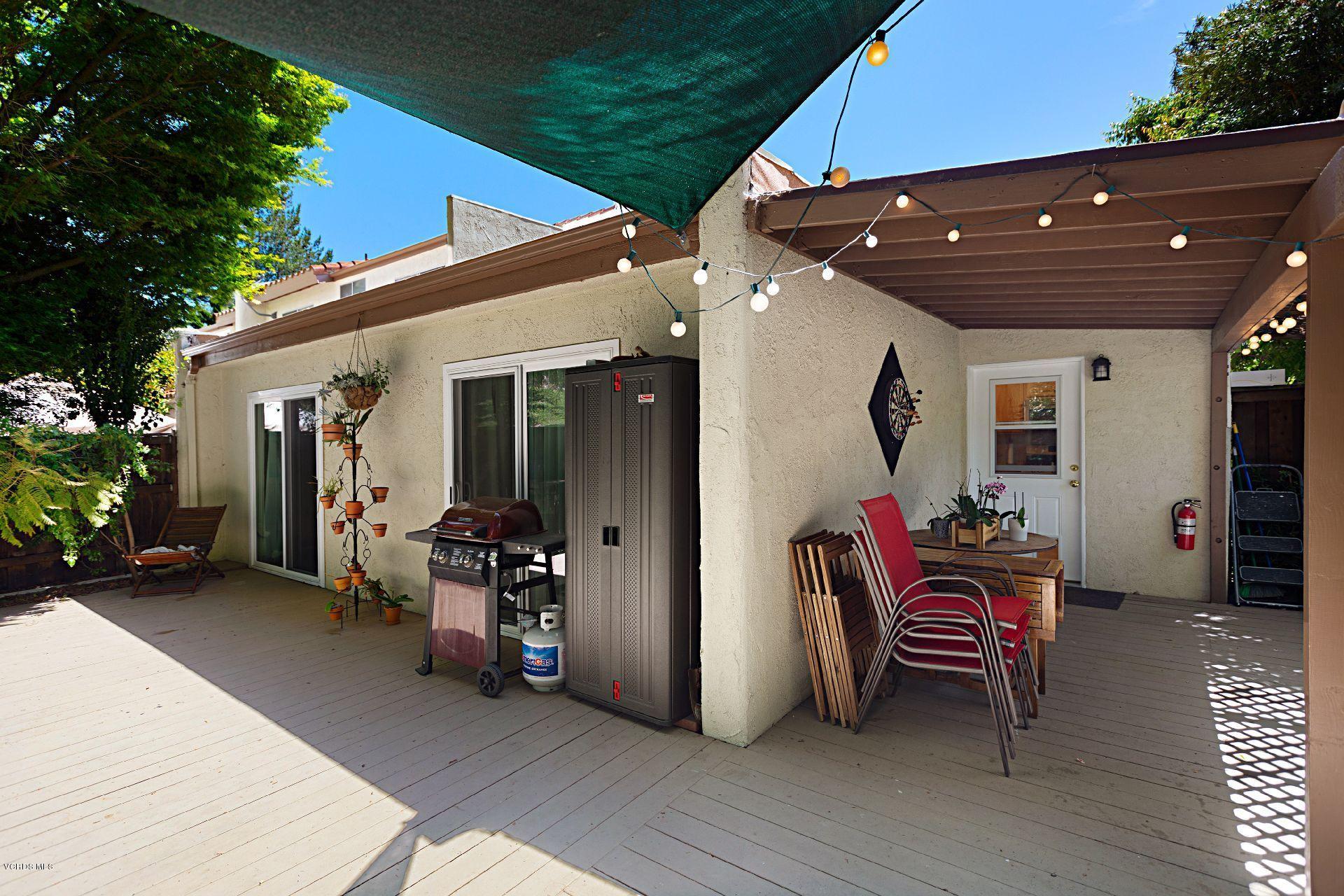 595 Racquet Club Lane Thousand Oaks, CA 91360 - Photo 19 of 23 Rear Patio Area