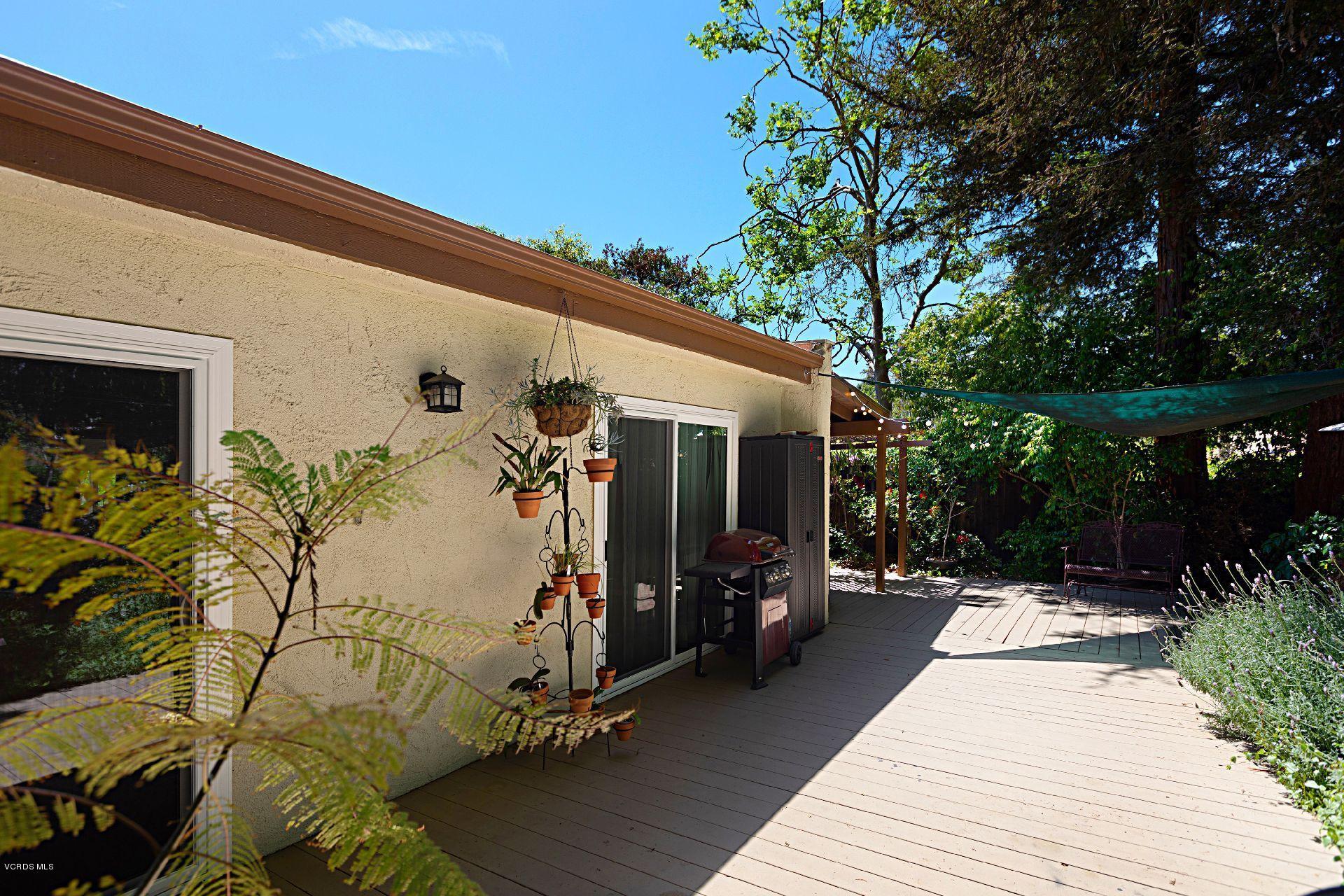 595 Racquet Club Lane Thousand Oaks, CA 91360 - Photo 21 of 23 Rear of Townhome