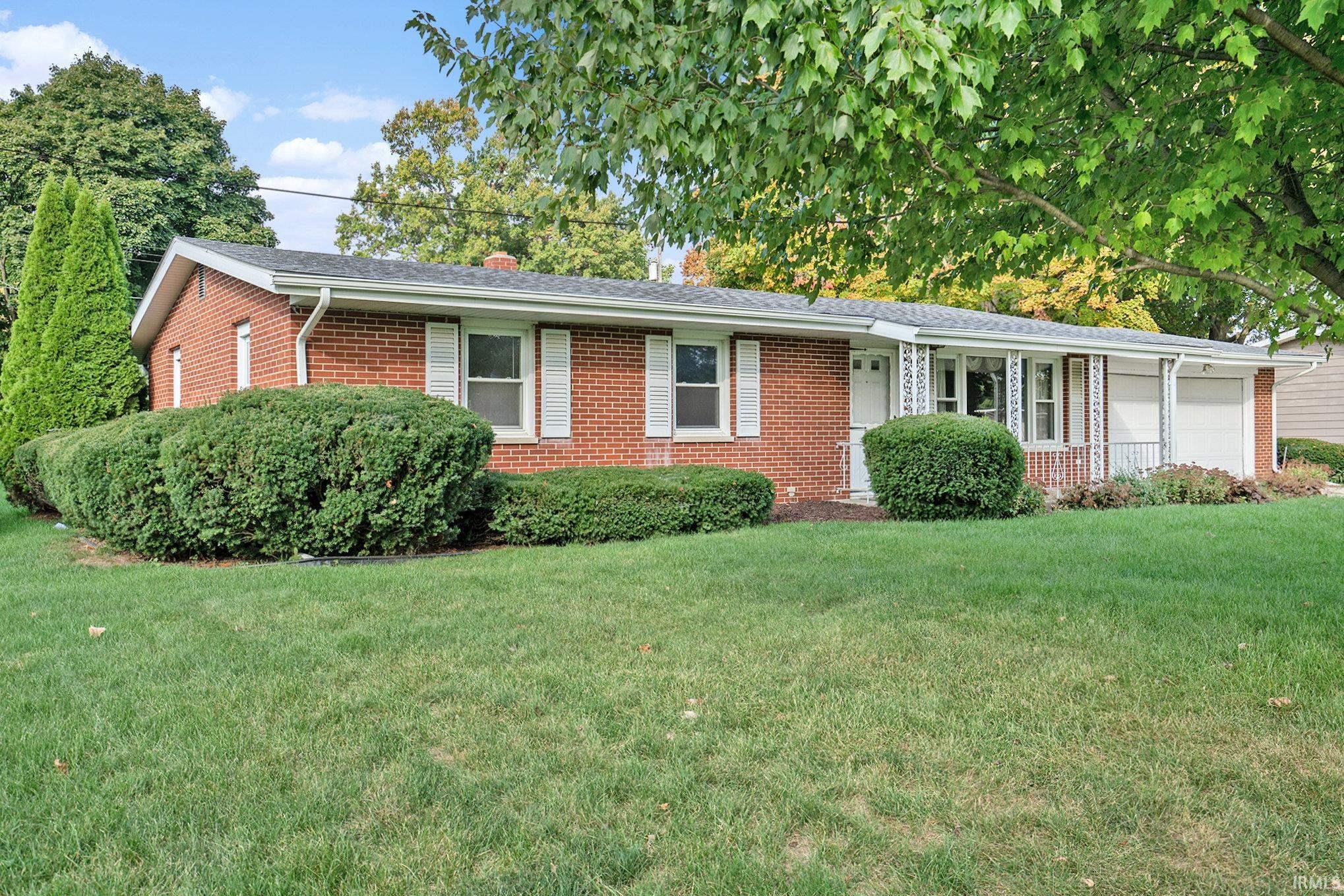 203 South Greene Road Goshen, IN 46526 - Photo 2 of 24 Gallery Image 2