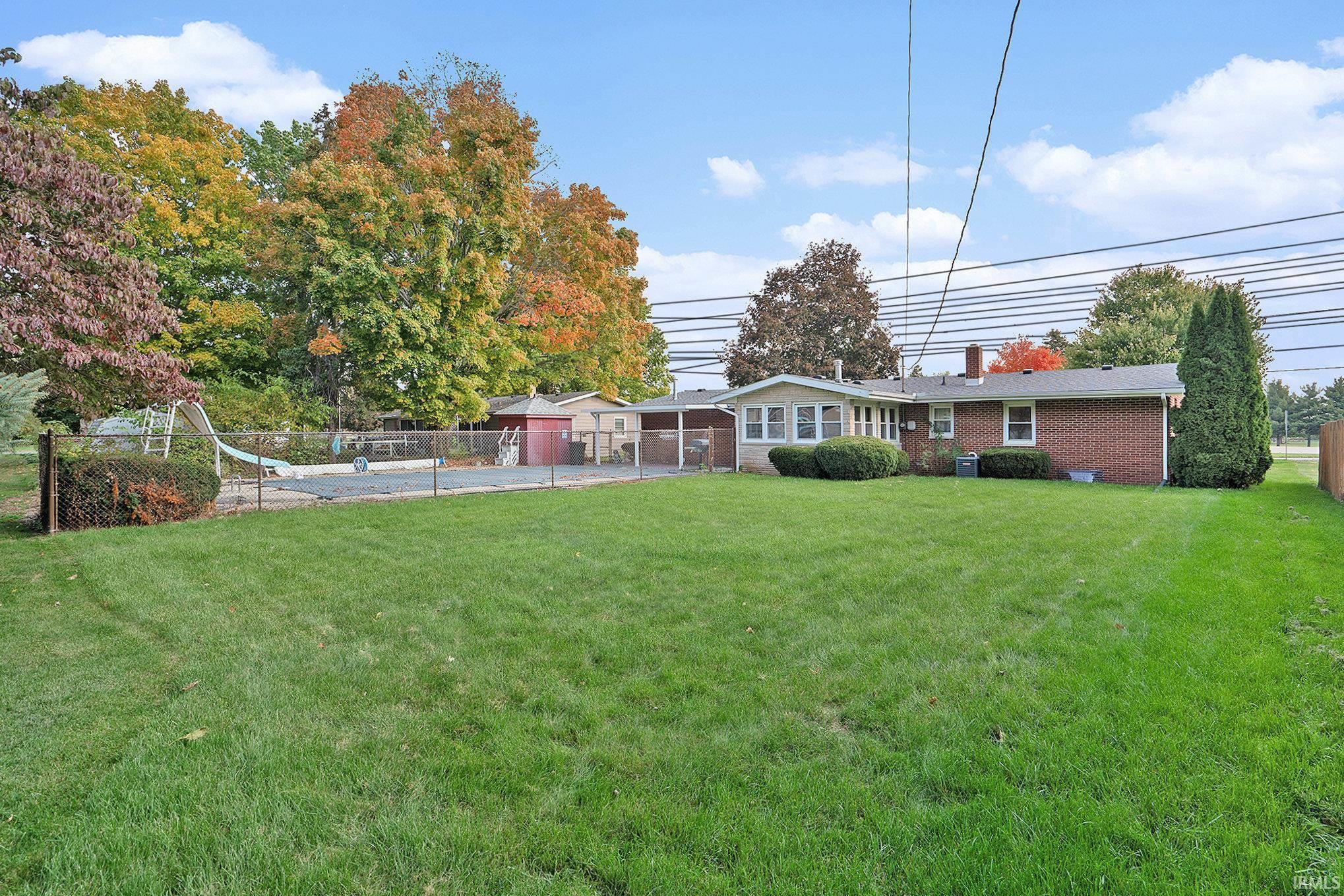 203 South Greene Road Goshen, IN 46526 - Photo 4 of 24 Gallery Image 4