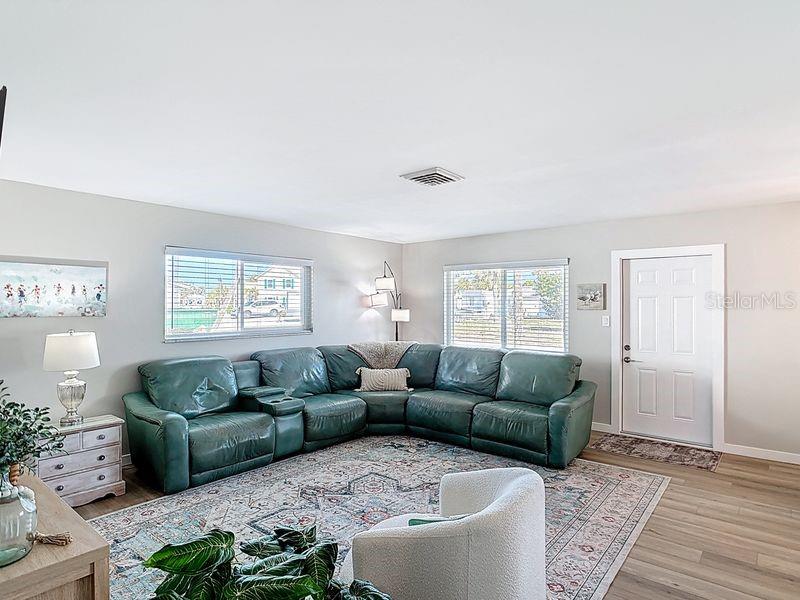 1977 Beach Road, Unit 44 Englewood, FL 34223 - Photo 4 of 35