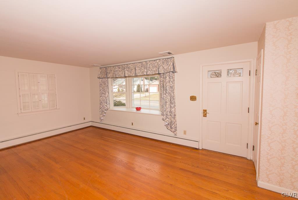 2032 Butztown Road Bethlehem, PA 18017 - Photo 3 of 31 Gallery Image 3