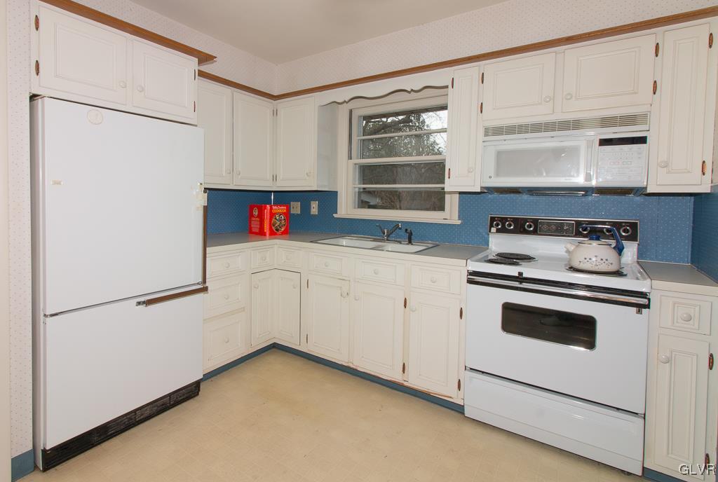 2032 Butztown Road Bethlehem, PA 18017 - Photo 8 of 31 Gallery Image 8