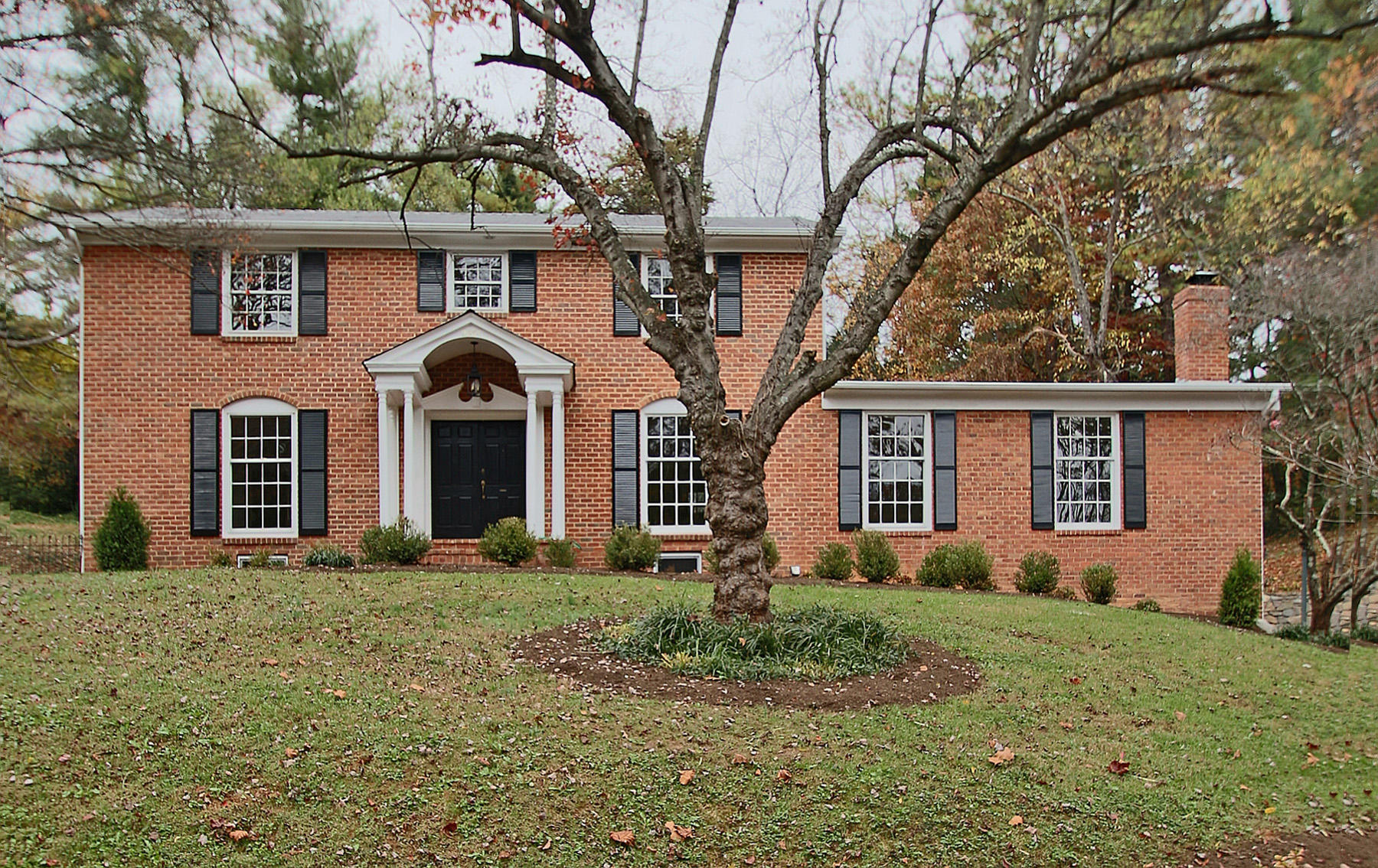 2334 Deyerle Road Southwest Roanoke, VA 24018 - Photo 1 of 78 Front