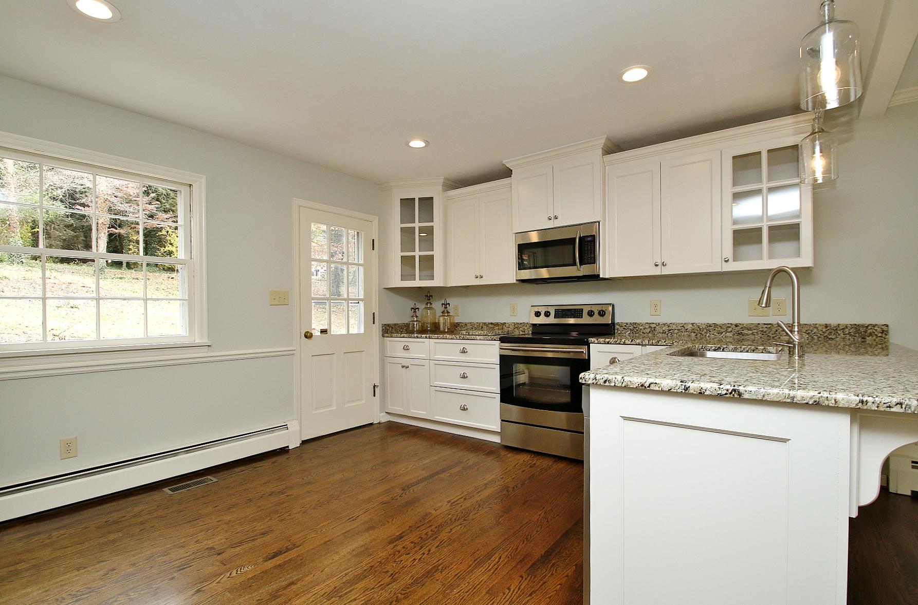 2334 Deyerle Road Southwest Roanoke, VA 24018 - Photo 20 of 78 _MG_9810