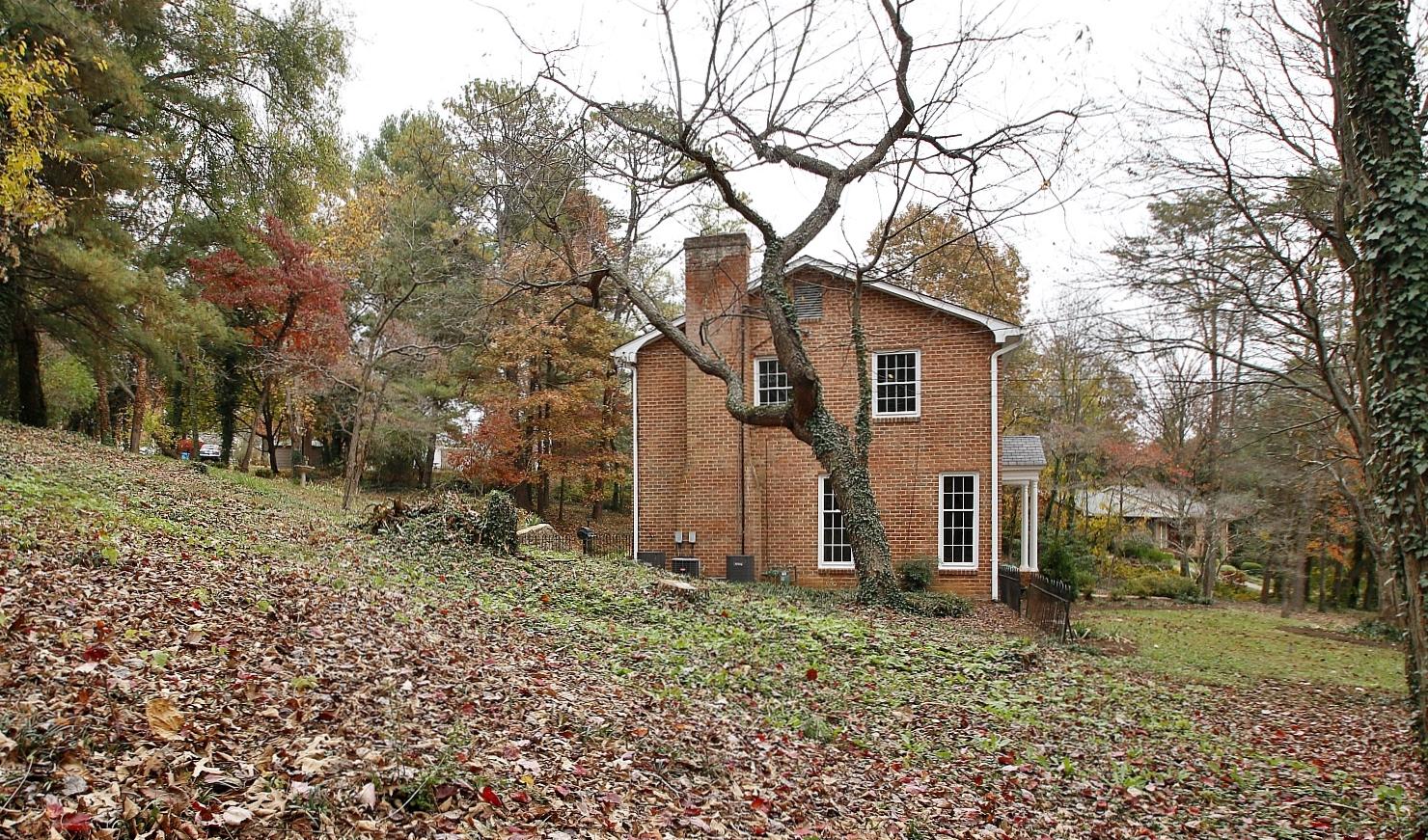 2334 Deyerle Road Southwest Roanoke, VA 24018 - Photo 74 of 78 _MG_9921