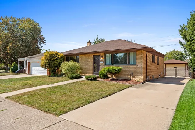 $230,000 | 17579 Park Street, Melvindale, MI 48122