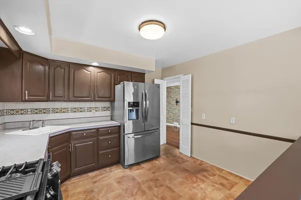 $215,000 | 17579 Park Street, Melvindale, MI 48122