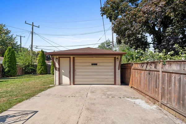 $215,000 | 17579 Park Street, Melvindale, MI 48122