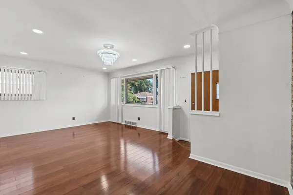 $215,000 | 17579 Park Street, Melvindale, MI 48122