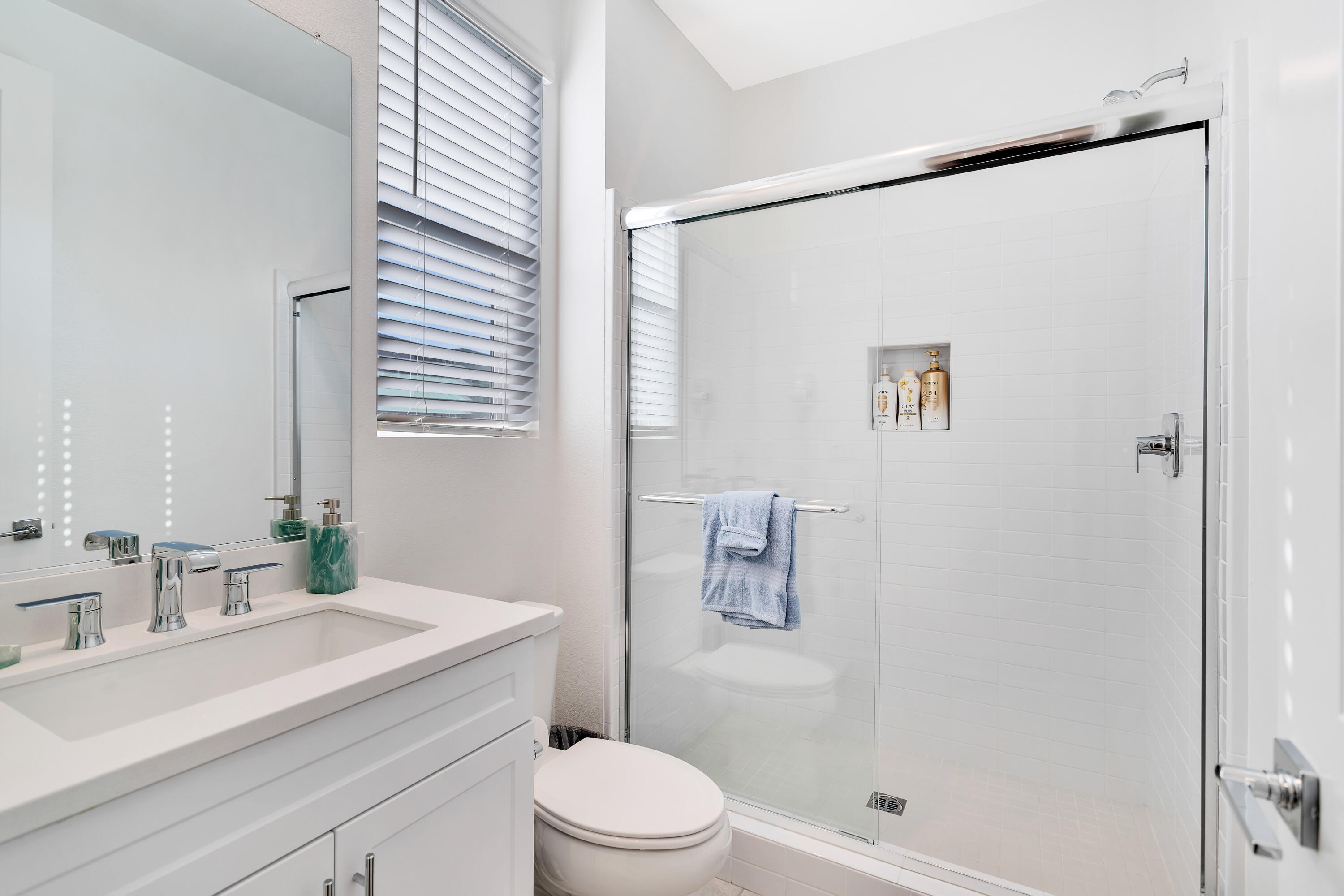 43180 Portuale Court Indio, CA 92203 - Photo 38 of 99 17